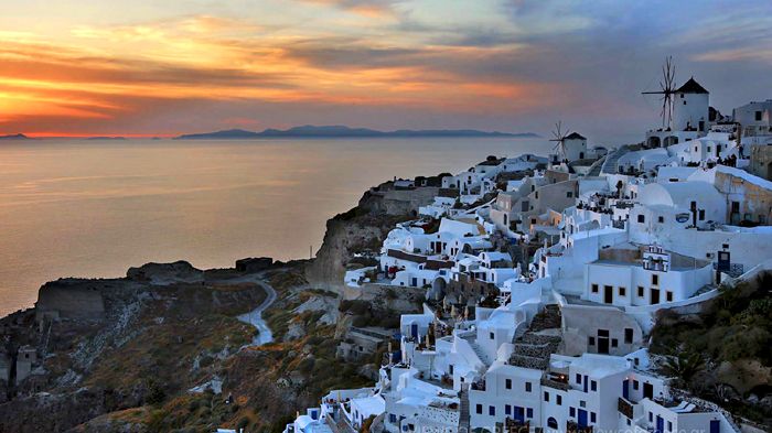 Σαντορίνη: To απόλυτο Top 10