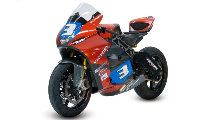 Ιδού! Το ηλεκτρικό Brammo Empulse, πλέον με ρούχα της Victory, έτοιμο για αγώνα στο Isle of Man TT.