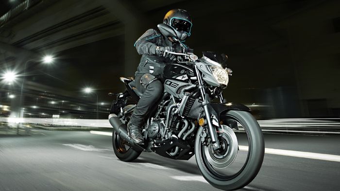 Αυξημένη χρηστικότητα με τις αρετές του YZF-R3 συνδυάζει το νέο μέλος της οικογένειας των MT.