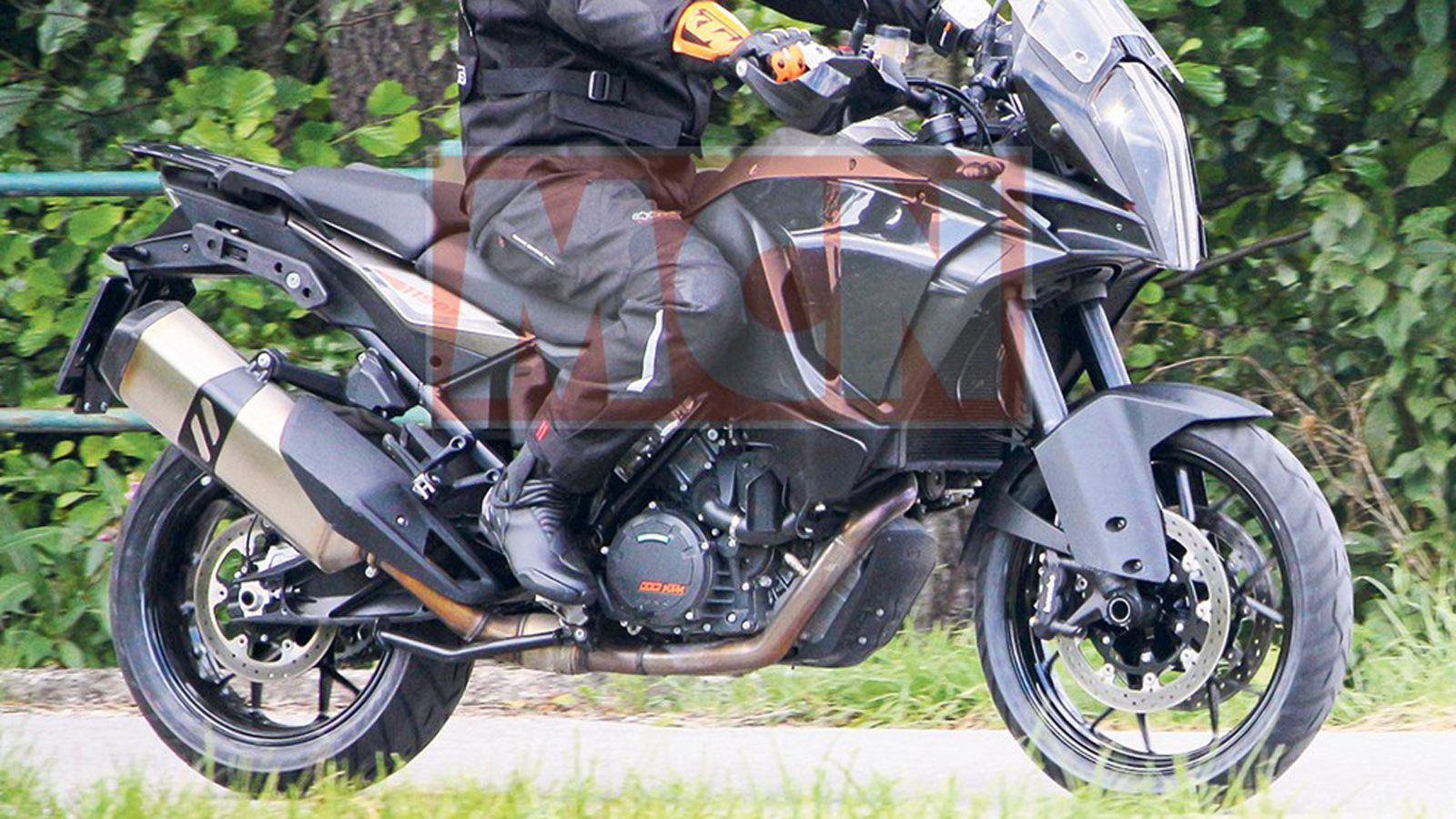 Οι φωτογραφίες του νέου ΚΤΜ 1190 Adventure