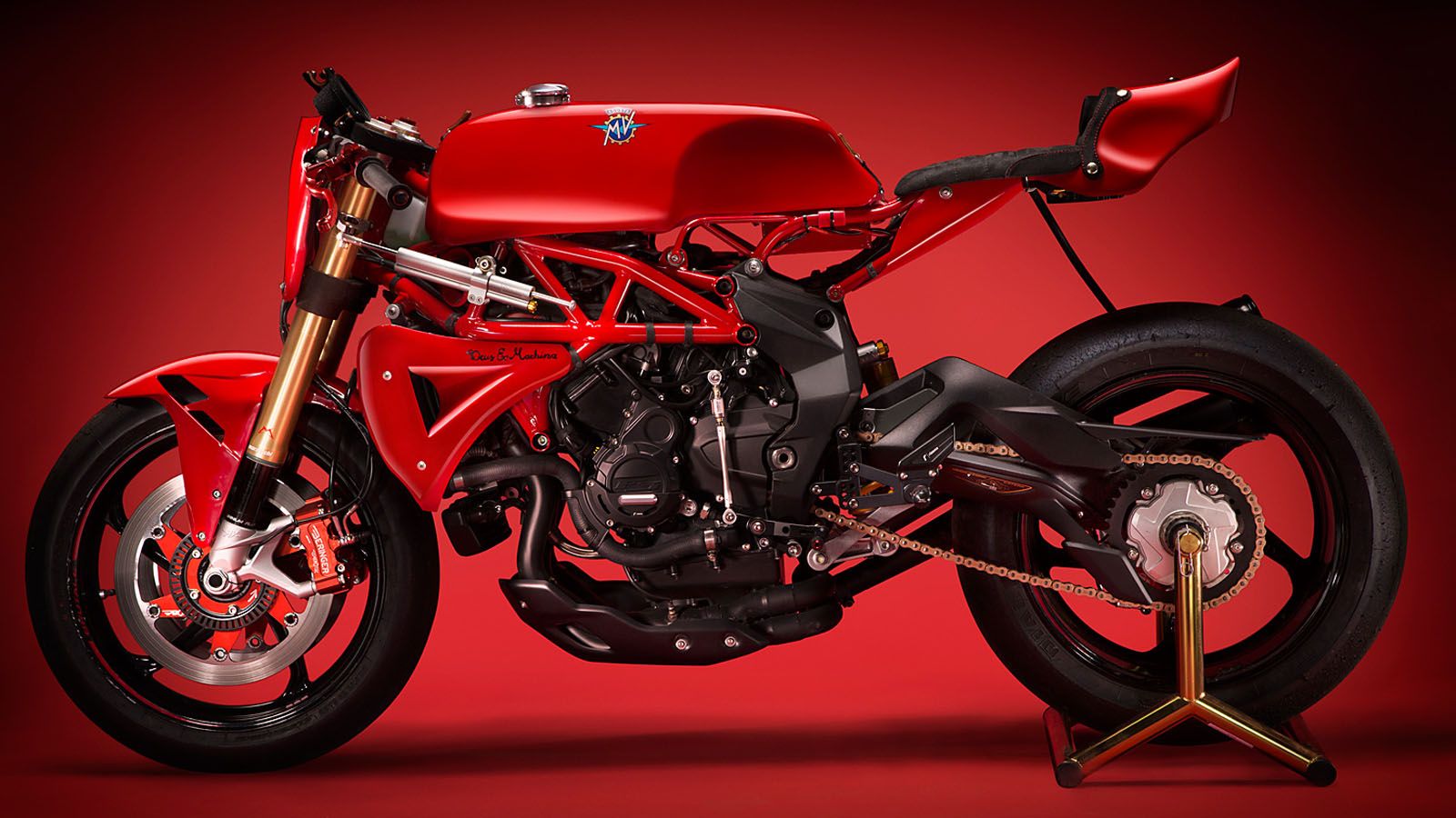 Τουλάχιστον καταπληκτική η ποιότητα της δουλειάς στην μοτοσυκλέτα...