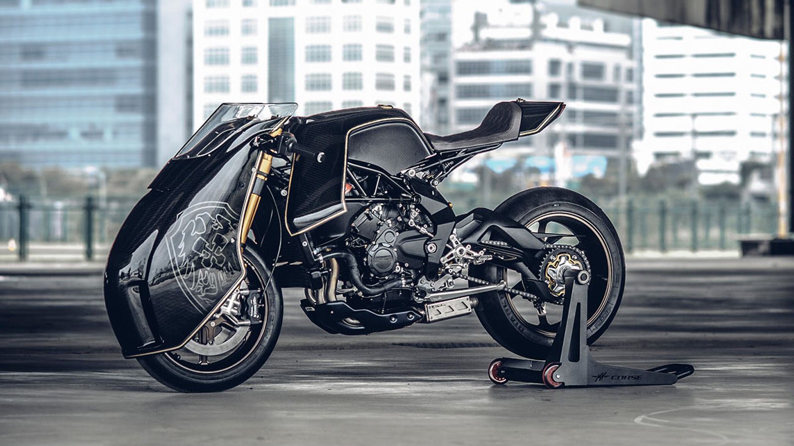 Ακραία εμφάνιση που επιβάλλεται στο μάτι. Ο...Batman θα μπορούσε εύκολα να την οδηγεί!