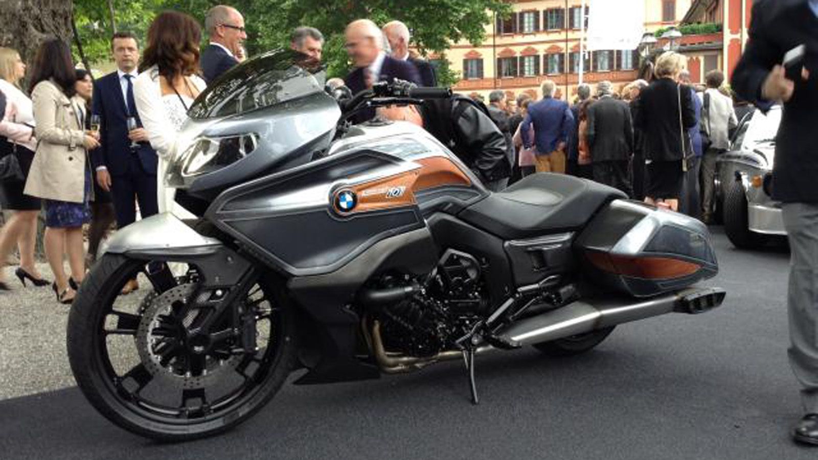 Το Concept 101 μοντέλο, που παρουσιάστηκε τον Οκτώβριο του 2015. 