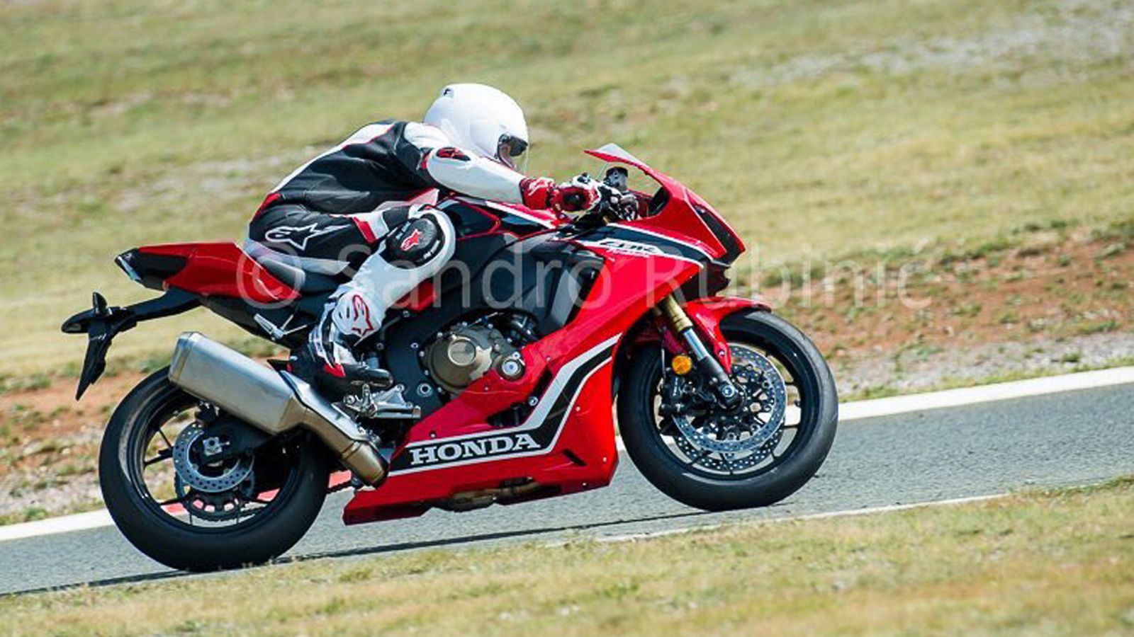 Η φωτογραφία που πυροδότησε τις φήμες εκ νέου! 