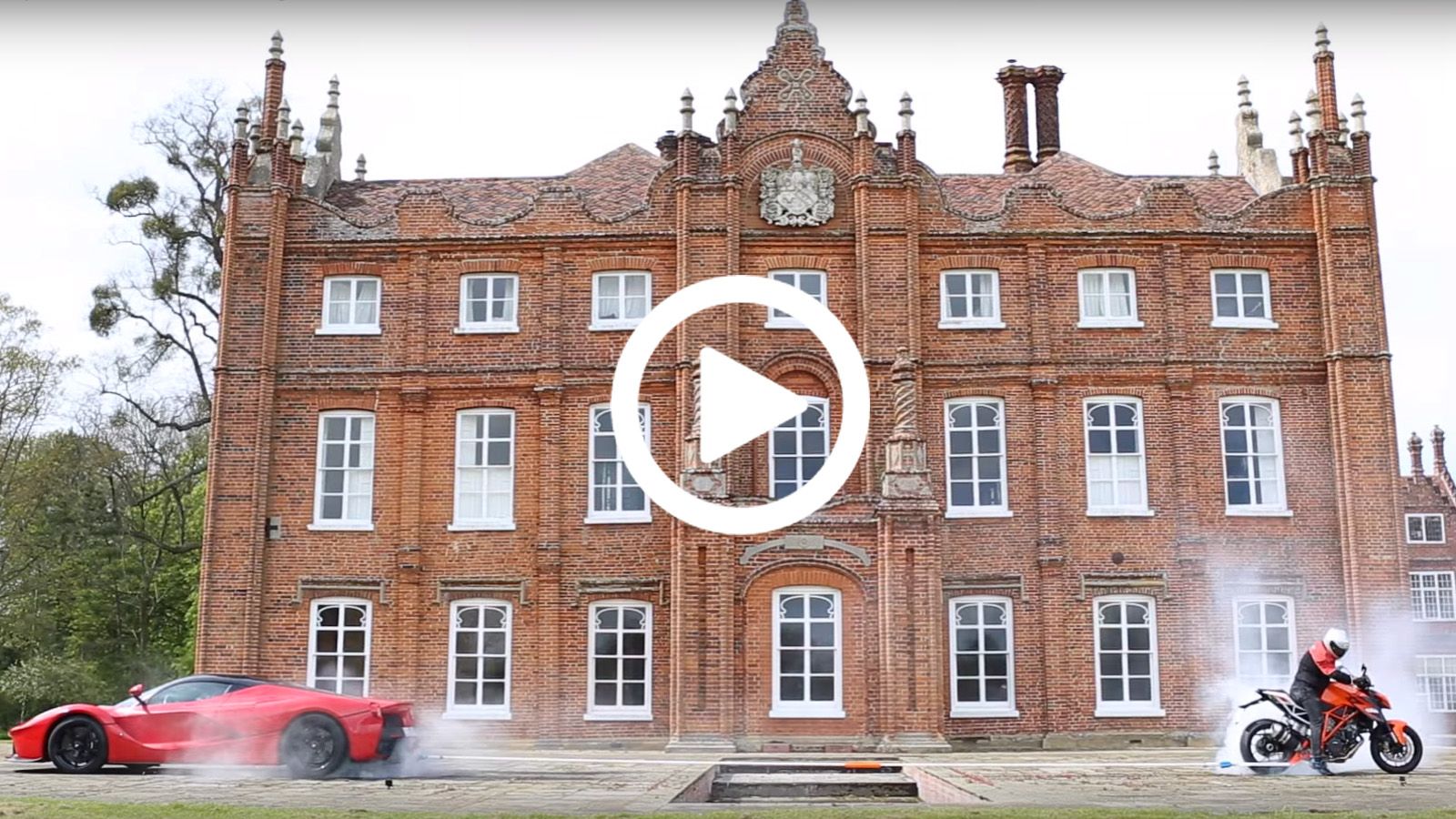 LaFerrari VS Superduke