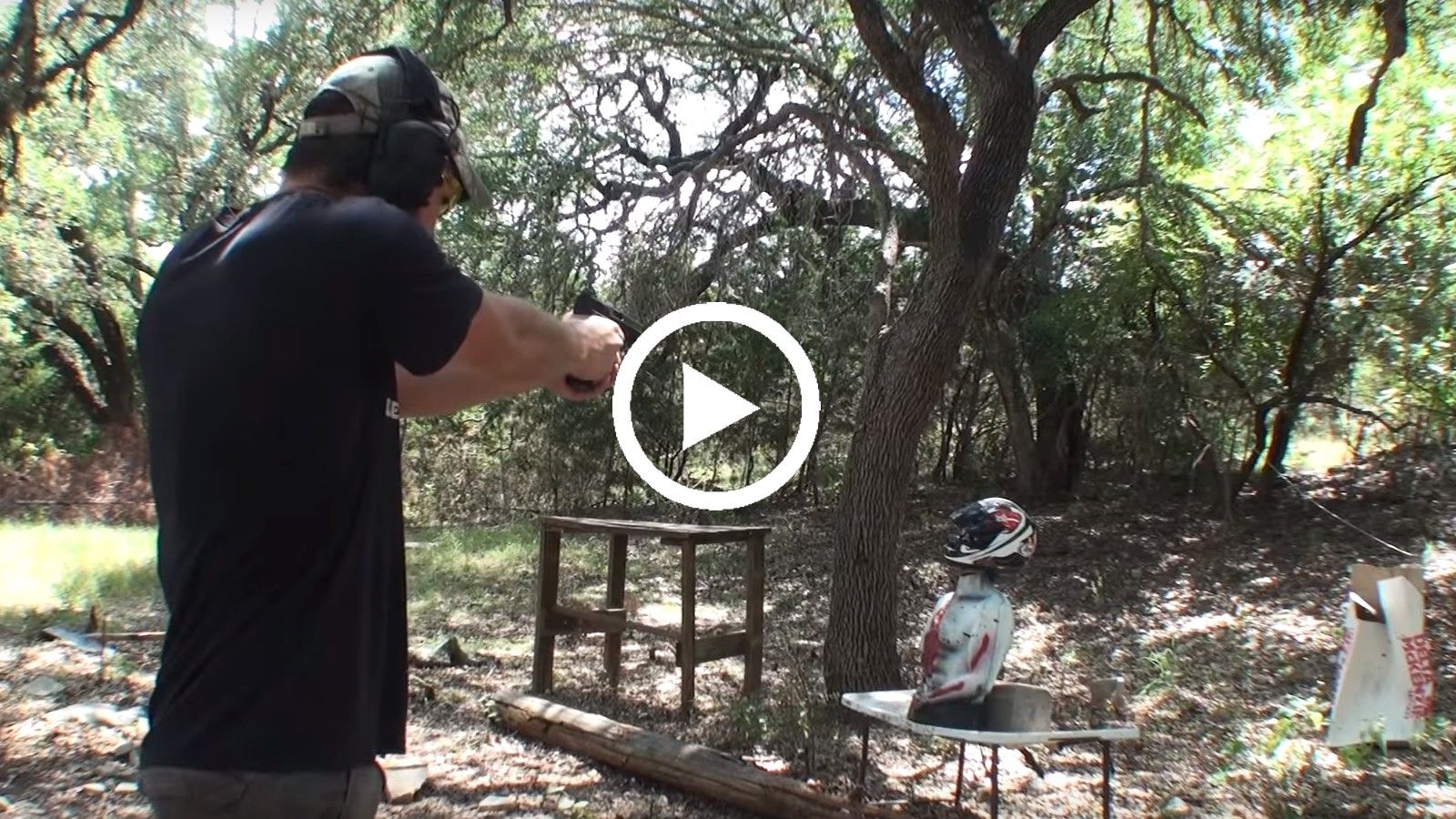 Και όμως το κράνος είναι αρκετά πιο ανθεκτικό από ότι περιμένει κανείς! 