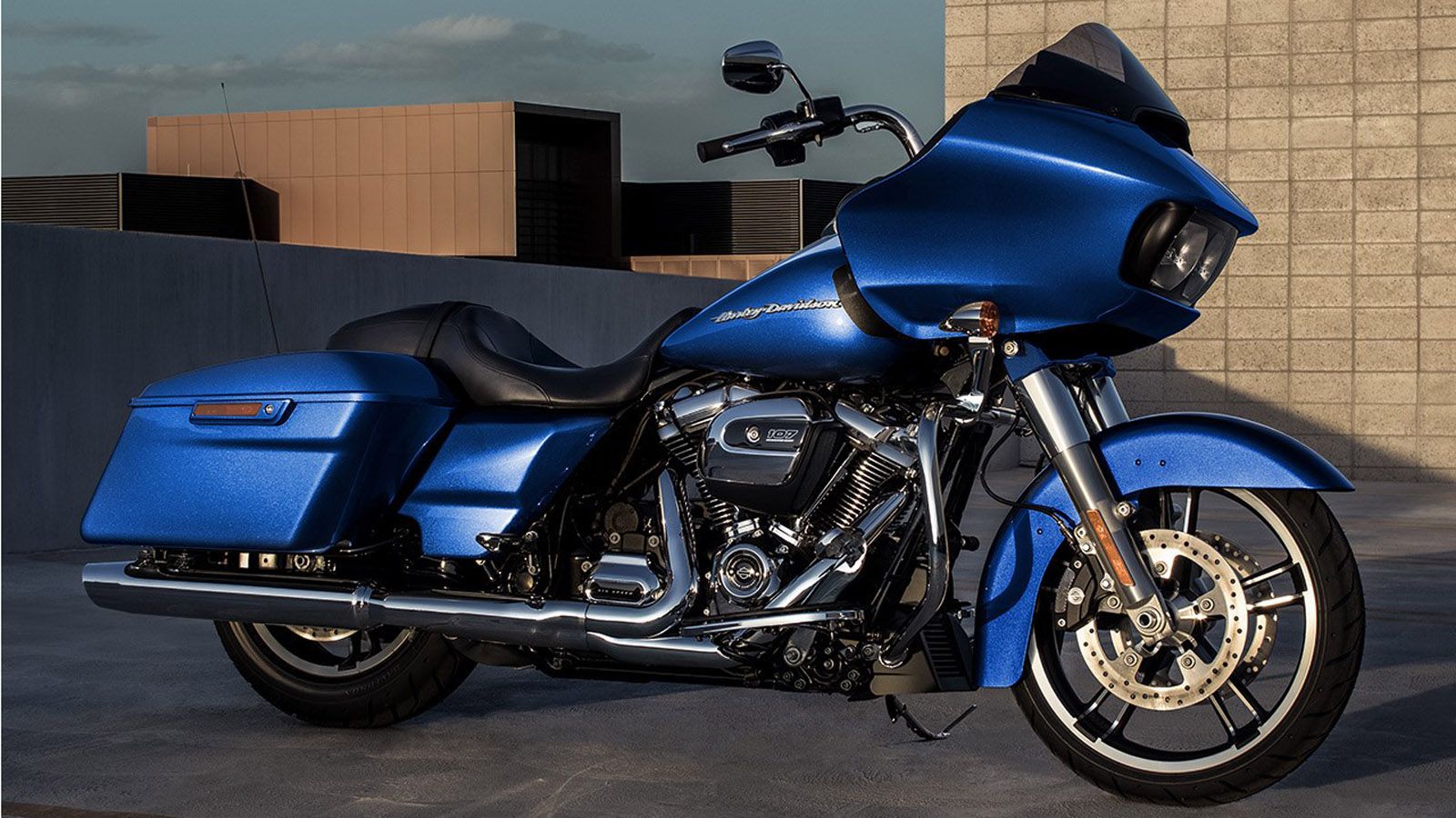 Ό,τι θα θέλατε να μάθετε για τα νέα μοντέλα της σειράς Touring της αμερικανικής εταιρείας. 