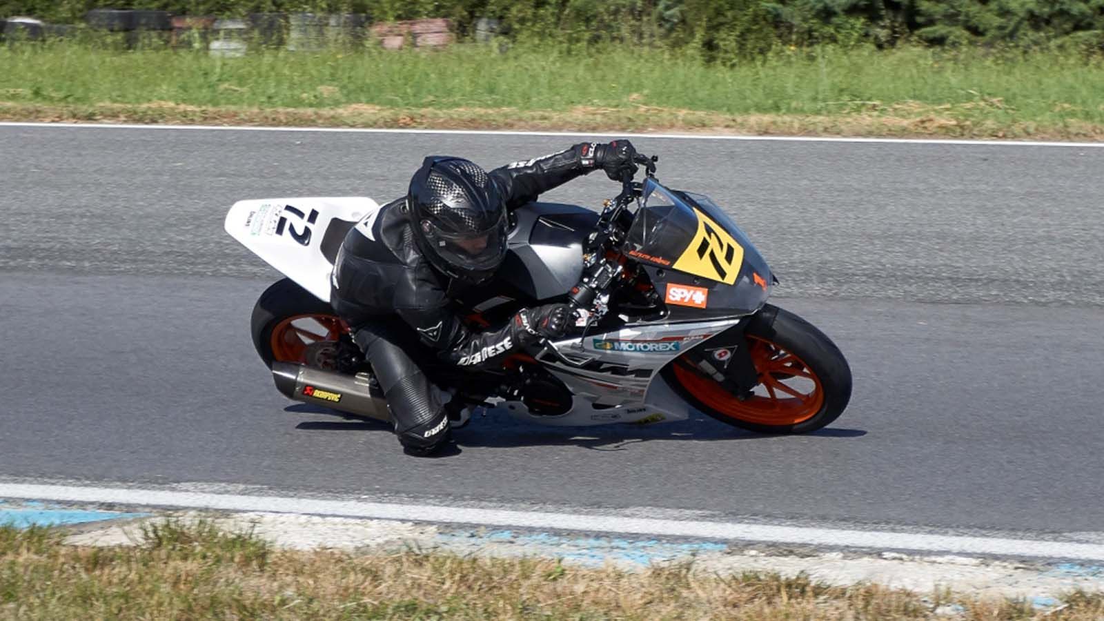 Ο νικητής του αγώνα, Βασίλης Κορωνάκης