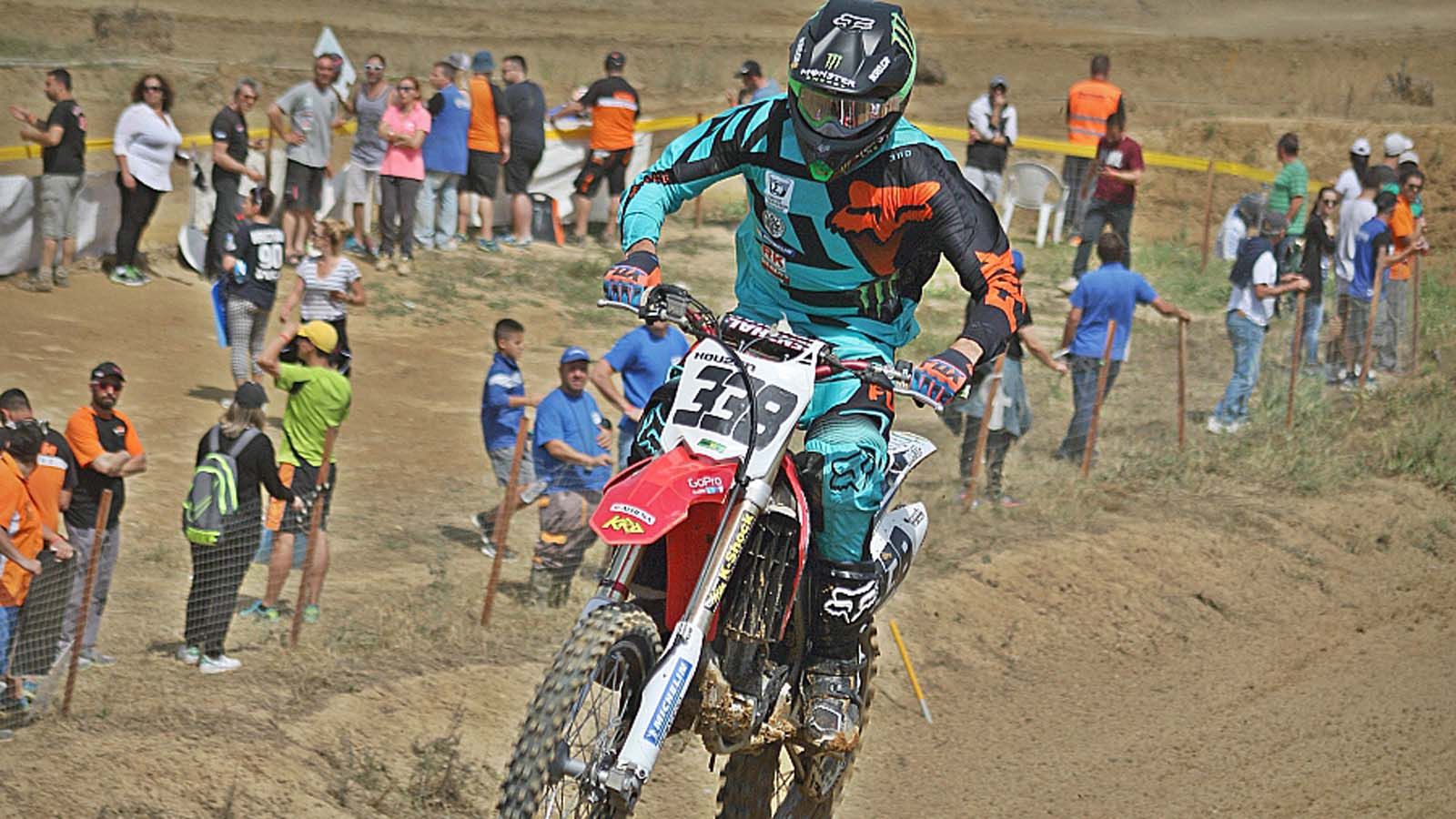 Ο νικητής της κατηγορίας ΜΧ1, Παναγιώτης Κουζής