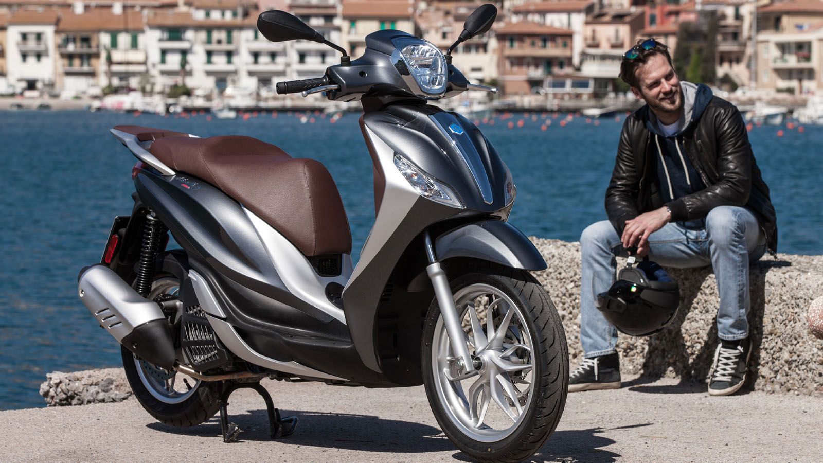 To νέο, εντυπωσιακό Piaggio Medley. 