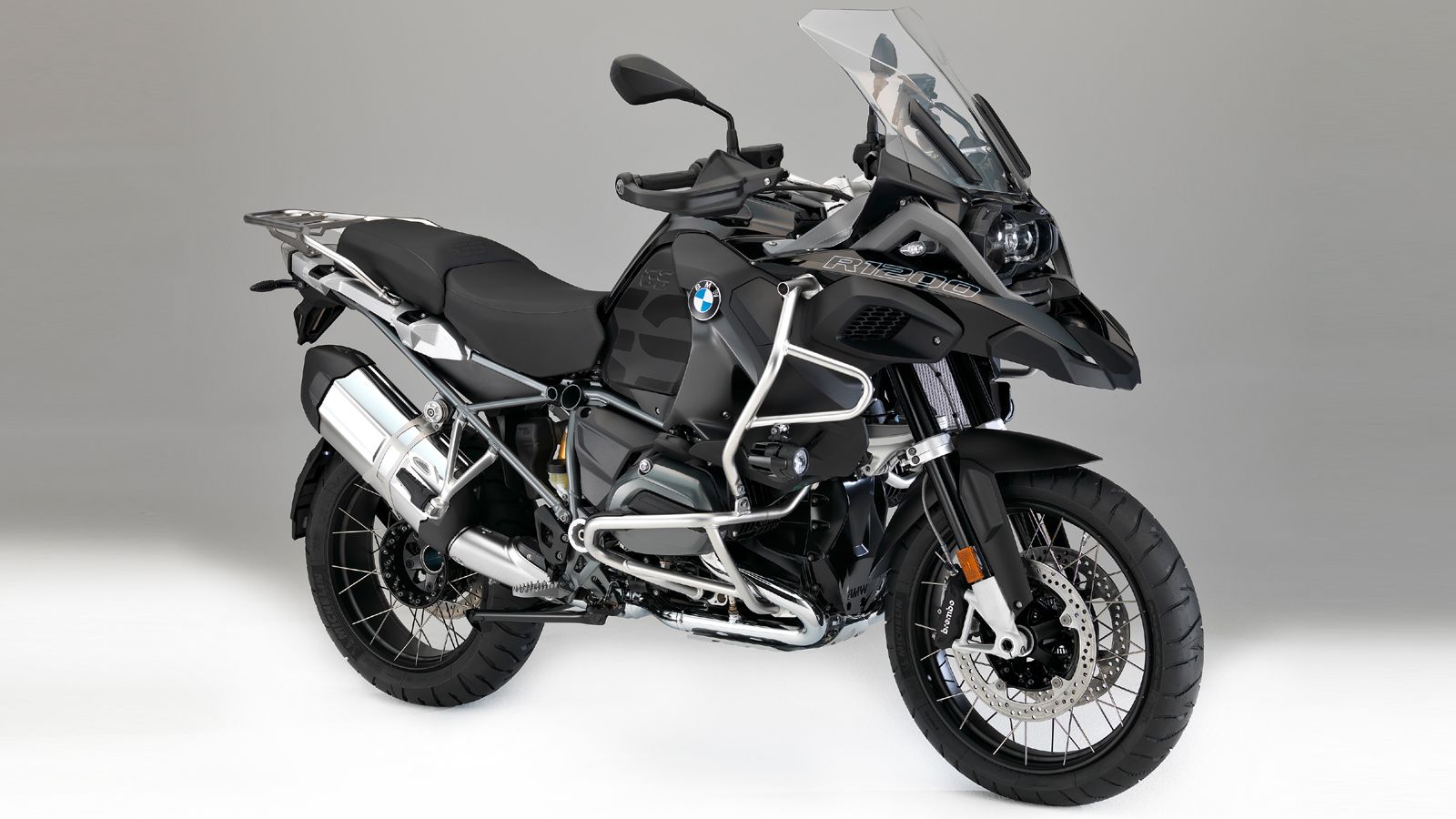 Η νέα R1200GS Triple Black
