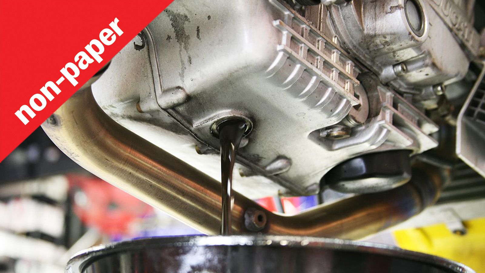 Πως η κρίση έχει επηρεάσει την πιο βασική εργασία συντήρησης που κάνουμε στη μοτοσυκλέτα μας, την αλλαγή λαδιών;