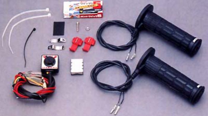 Τα θερμαινόμενα grip Daytona, μπορούν να τοποθετηθούν, σε όλες τις μοτοσικλέτες και scooter της αγοράς.  