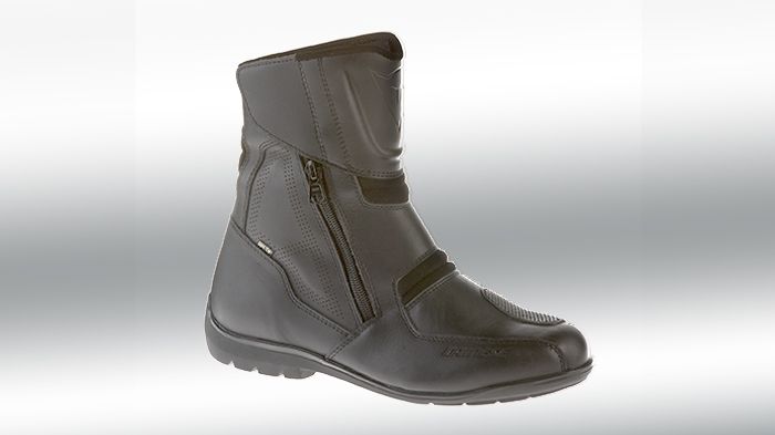 Αδιάβροχα μποτάκια από την Dainese
