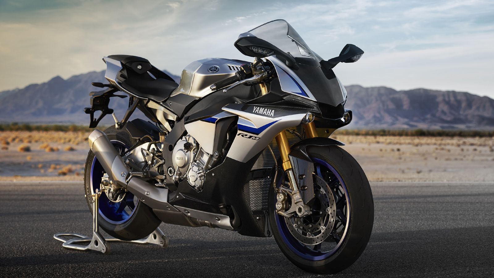 Στην ανάκληση μοντέλων R1-R1M θα προβεί η Yamaha.