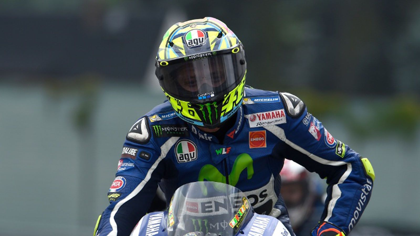 Απογοητευμένος ο Valentino Rossi από την χθεσινή του απόδοση. 