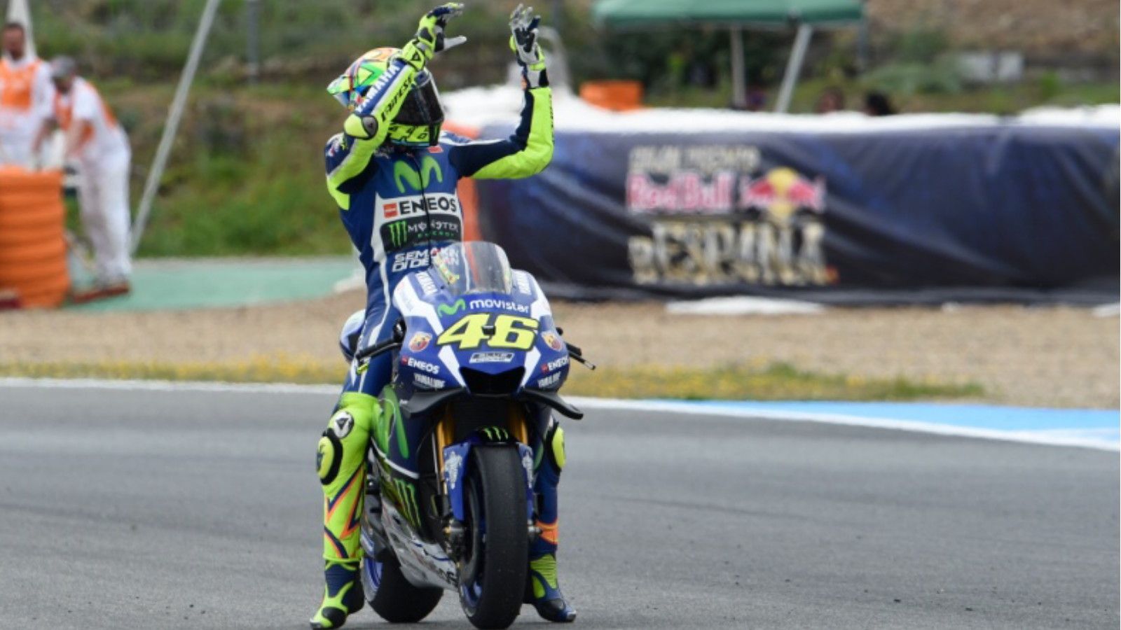 Πρώτη θέση του βάθρου για τον Ιταλό Rossi, πρώτη φορά για το 2016! 