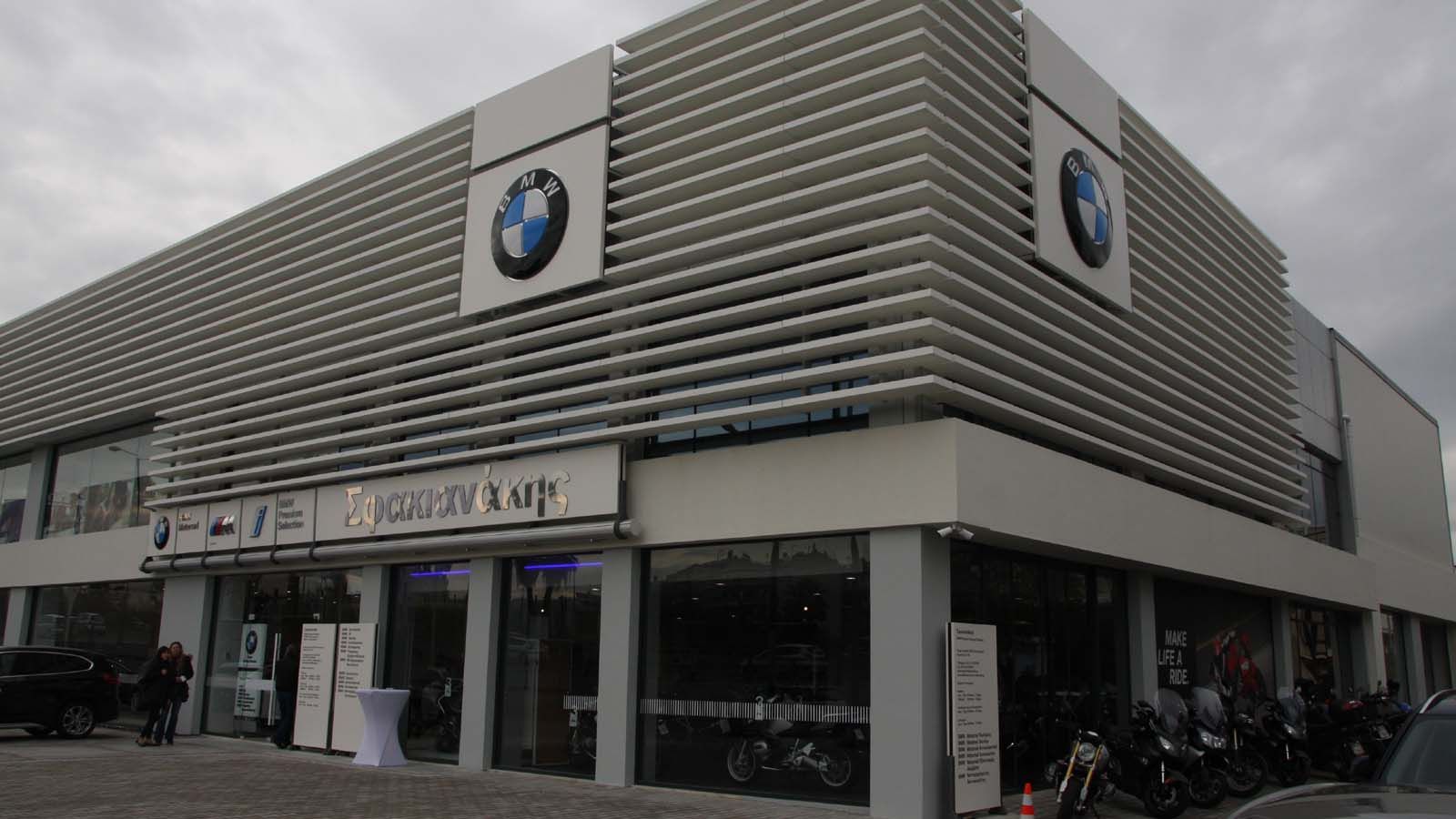 Φωτογραφίες από την νέα κάθετη μονάδα της BMW-Σφακιανάκης, στο Περιστέρι! 