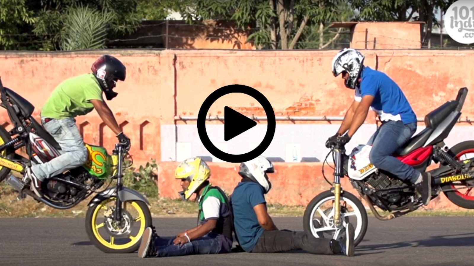 Χορεύοντας σε 2 τροχούς!