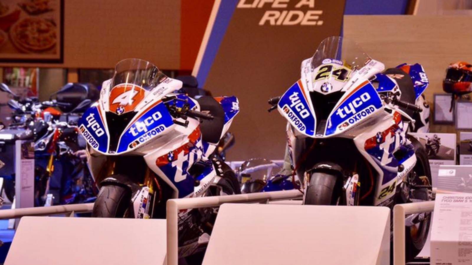 2 από τις 4 αγωνιστικές Tyco BMW, που εκλάπησαν εχθές στην Μ. Βρετανία...