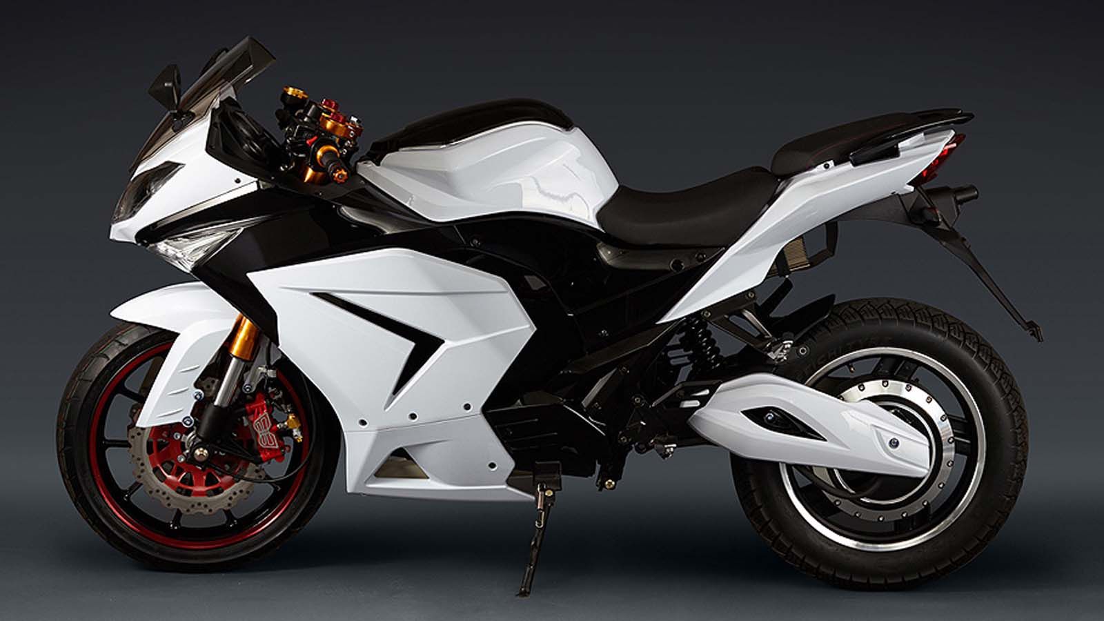 H sport πρόταση της Volt, η οποία θα μπορεί να φτάνει σε ταχύτητα 120 χμ/ώρα, ενώ διαθέτει προηγμένη εμπρός ανάρτηση. 