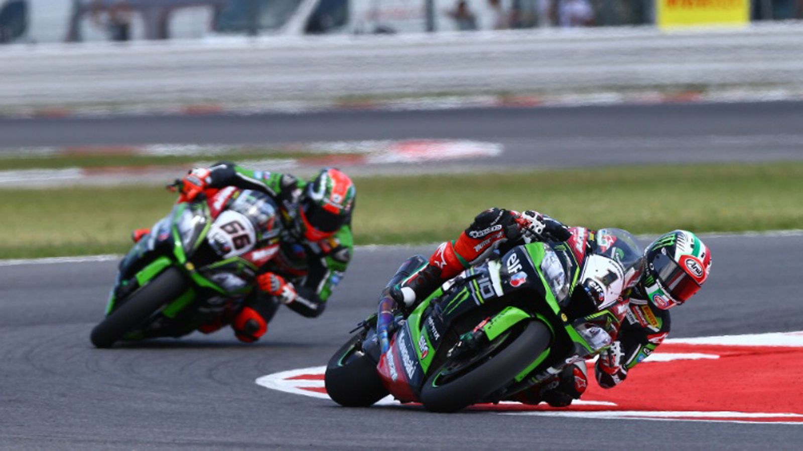 Κυριάρχησε στο Misano ο Jonathan Rea με διπλή νίκη. 