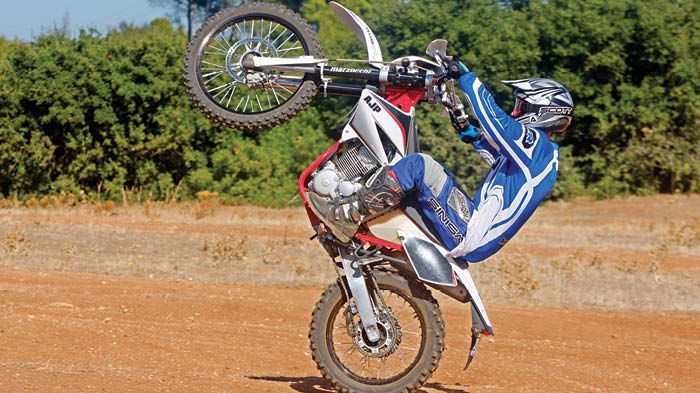 Η νέα τιμή για το PR4 240 Enduro Pro βρίσκεται στα 4.490 ευρώ.