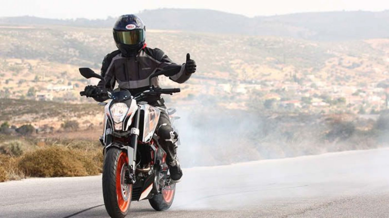 ΚΤΜ 390 Duke. Αν κατάφερε να ενθουσιάσει εμάς, που στο επάγγελμά μας είναι σπάνιο, φανταστείτε τι μπορεί να κάνει σε σας!