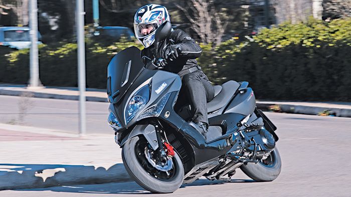 Δυναμική η συμπεριφορά του XCiting-R 300i