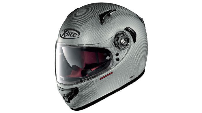 Το X-Lite Χ-661 Extreme Titantech θα το βρείτε στην Μπαξεβάνης Moto. Περισσότερα στο τηλ. 210-9237000.