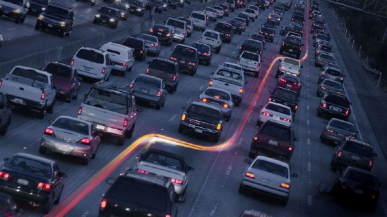 Δώσε προσοχή στην ταχύτητά σου όταν κινείσαι ανάμεσα στα αυτοκίνητα.