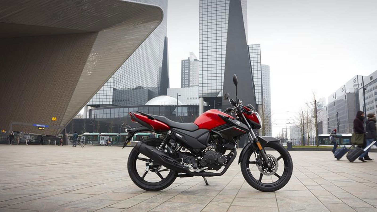 Ρεζερβουάρ καυσίμου 14 λίτρων.