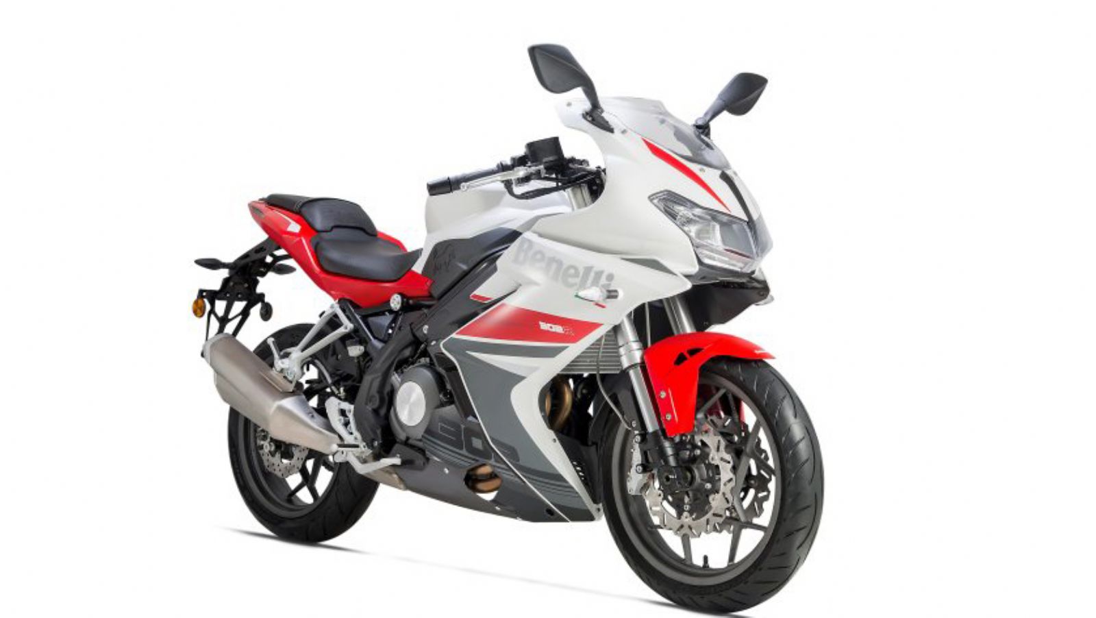 Το νέο Benelli 302R Euro4