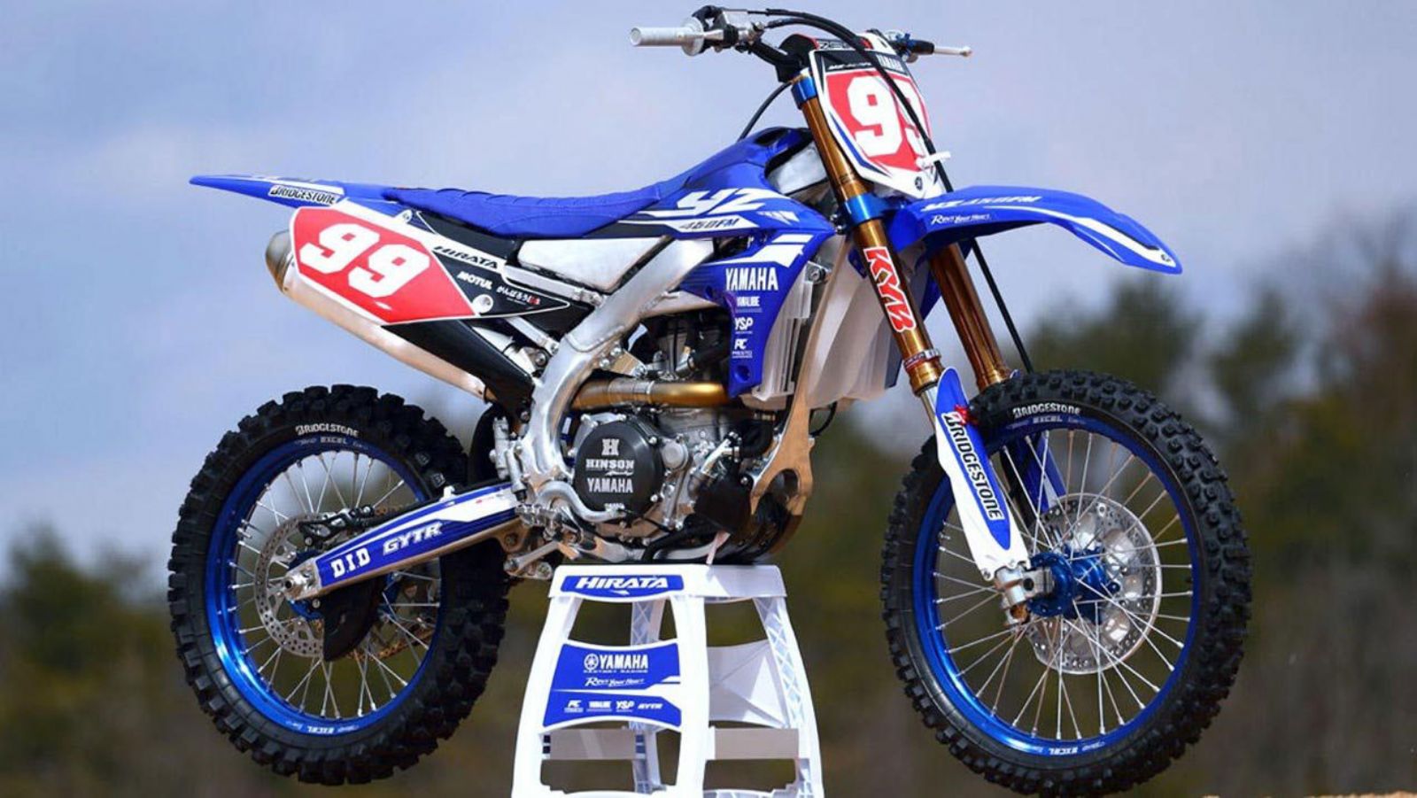Το νέο χωμάτινο μοντέλο της Yamaha, YZ450FM 