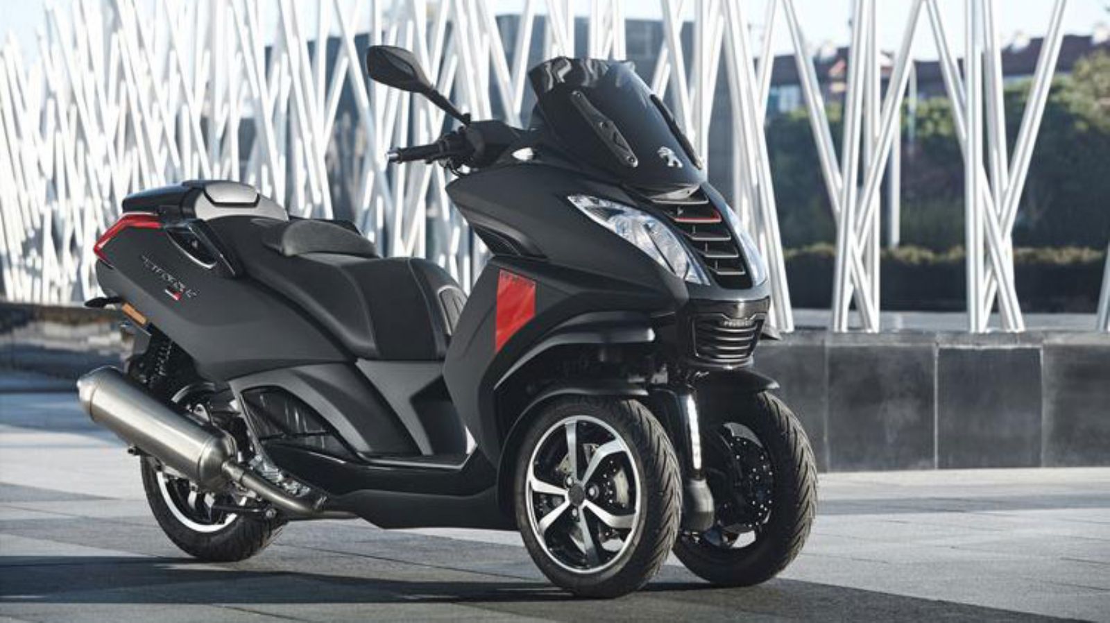 Το νέο Peugeot Metropolis RX-R