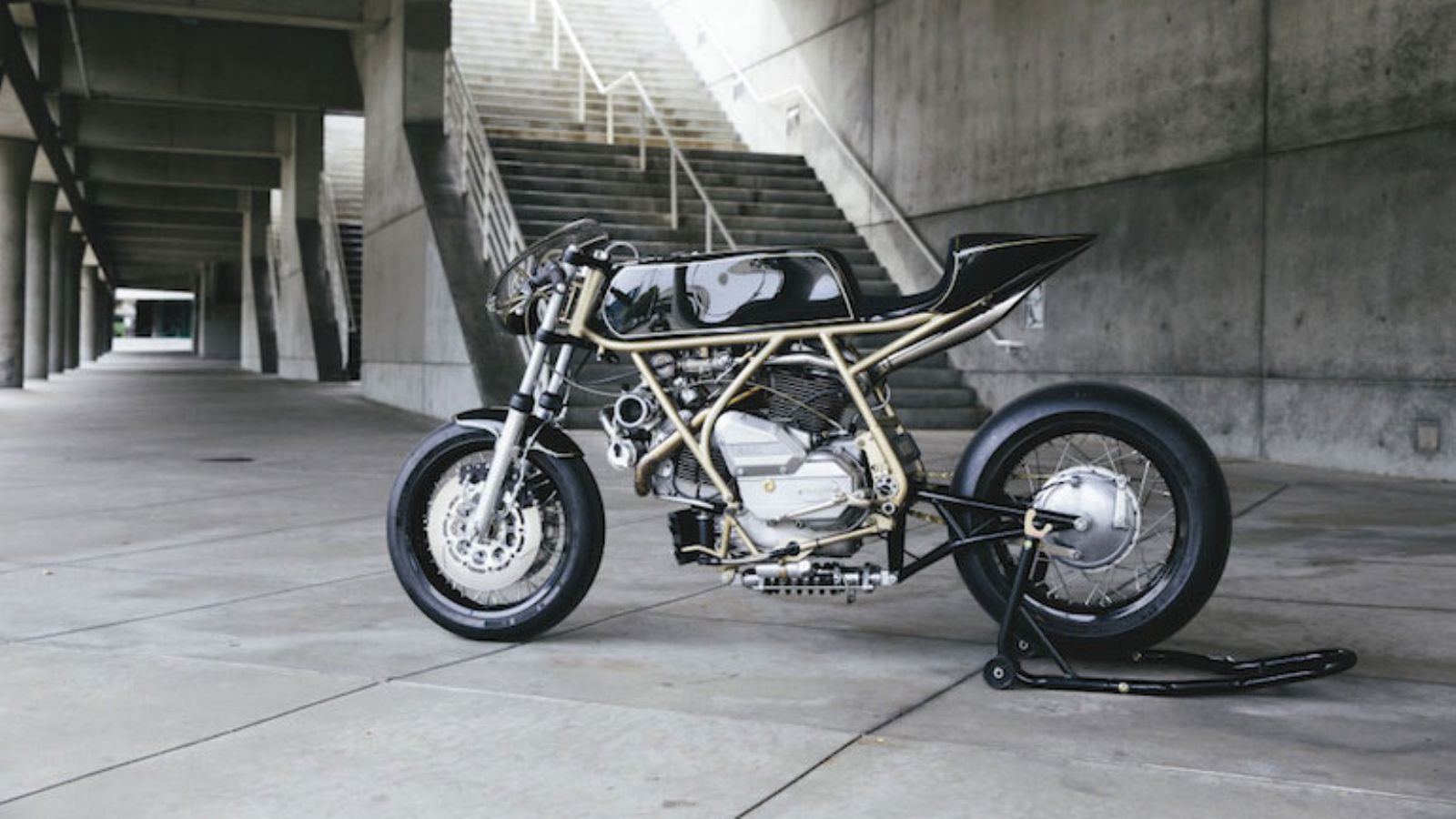 Ducati 860GT