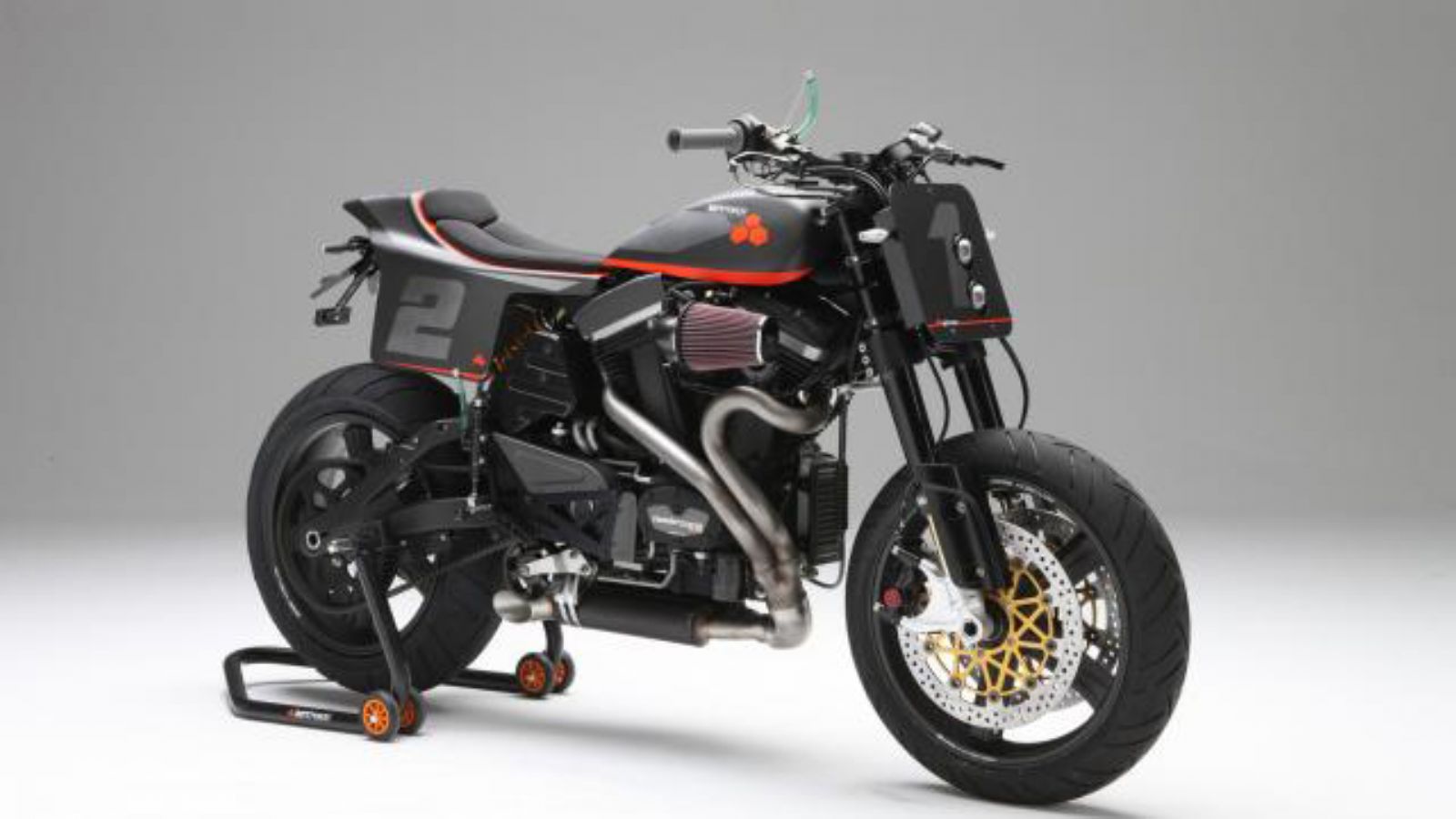 To XR1-212 είναι μία Ισπανική δημιουργία που έκανε την εμφάνιση του στην Motor Bike Expo!