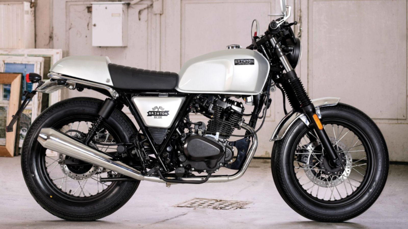 Τα νέα Brixton Scrambler και Café Racer
