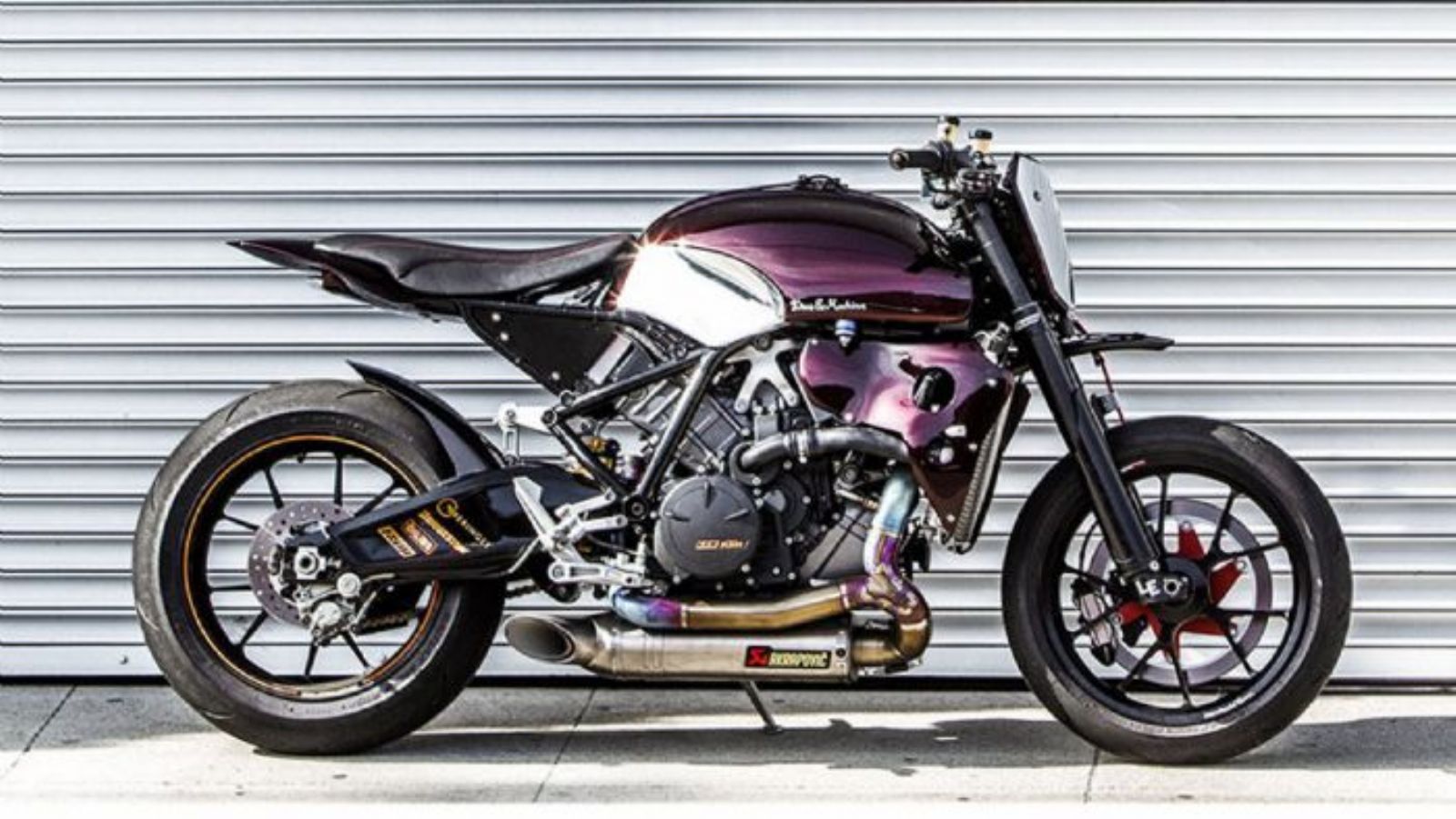 KTM RC8 Naked Cistom!