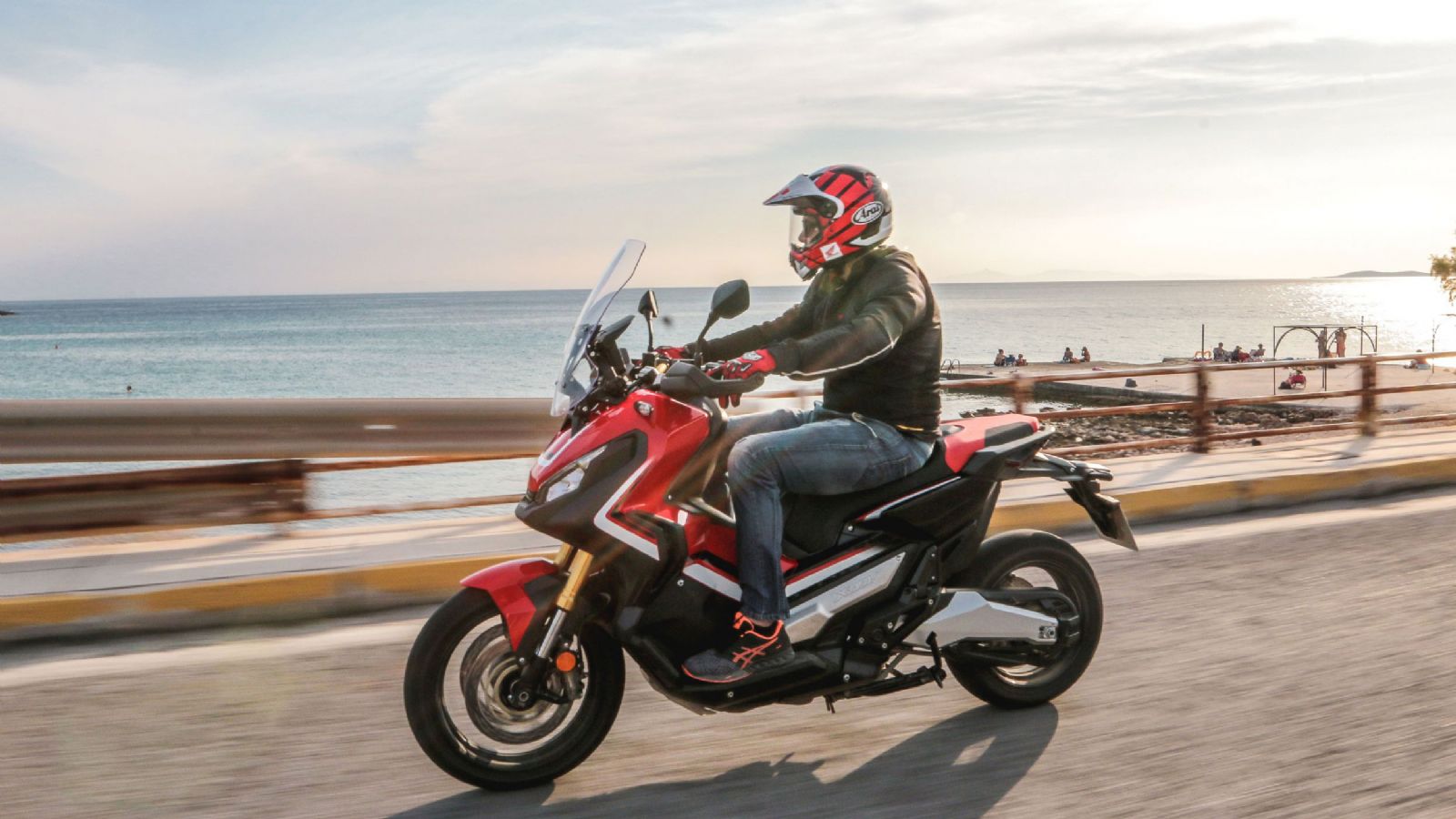 H νέα HONDA X-ADV