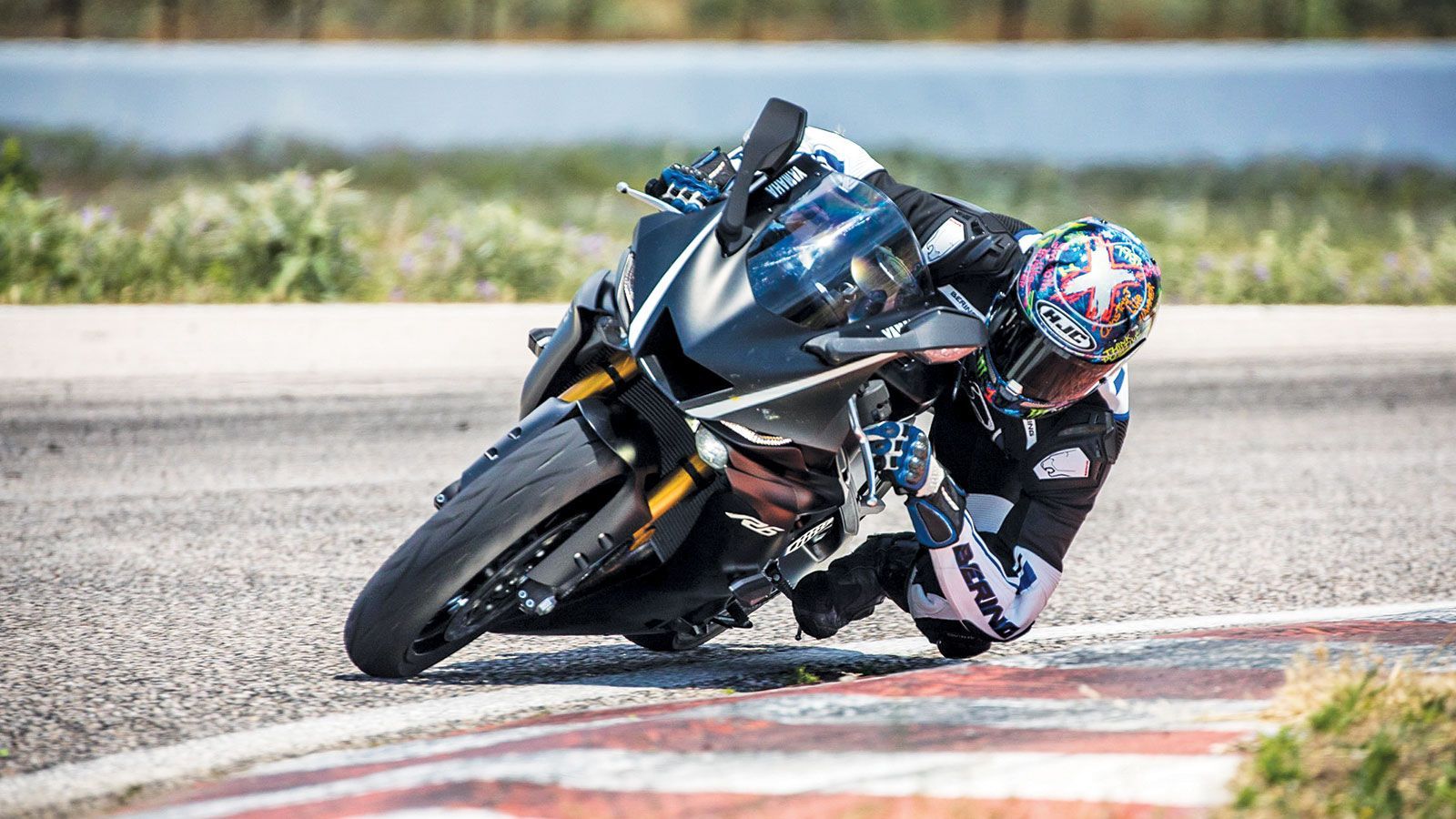Η νέα Yamaha R6