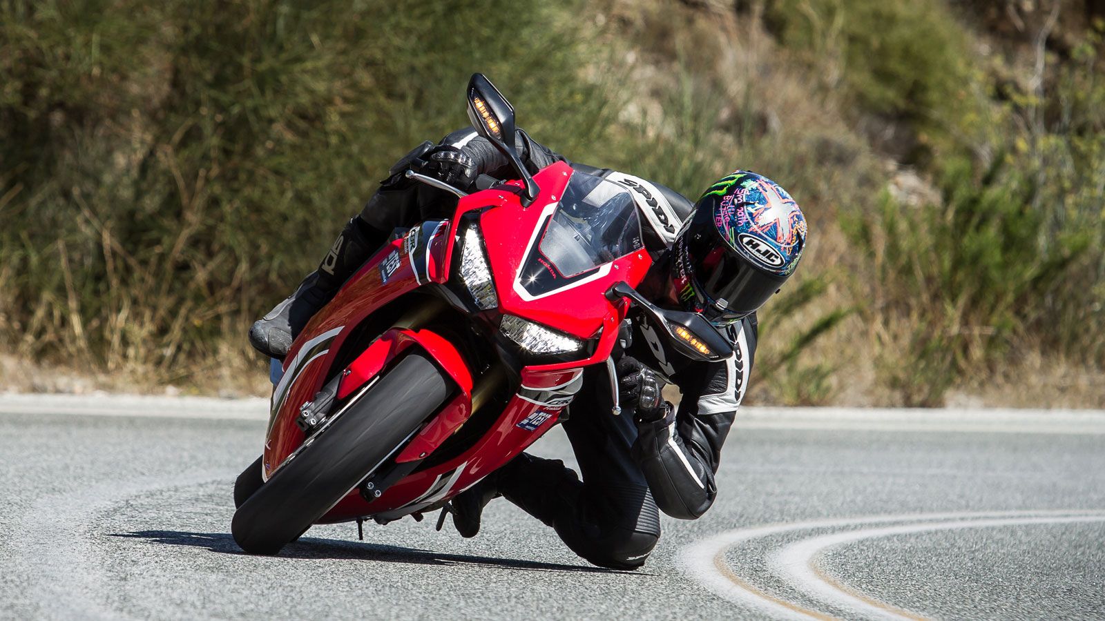 Φιλική σε όλες τις συνθήκες, για τα δεδομένα της κατηγορίας.