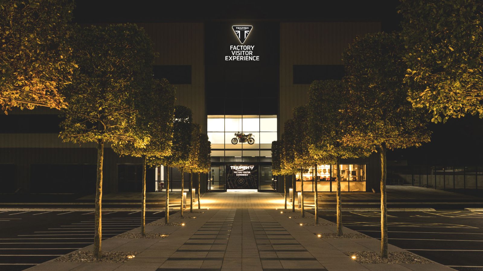 Το νέο κέντρο επισκεπτών της Triumph