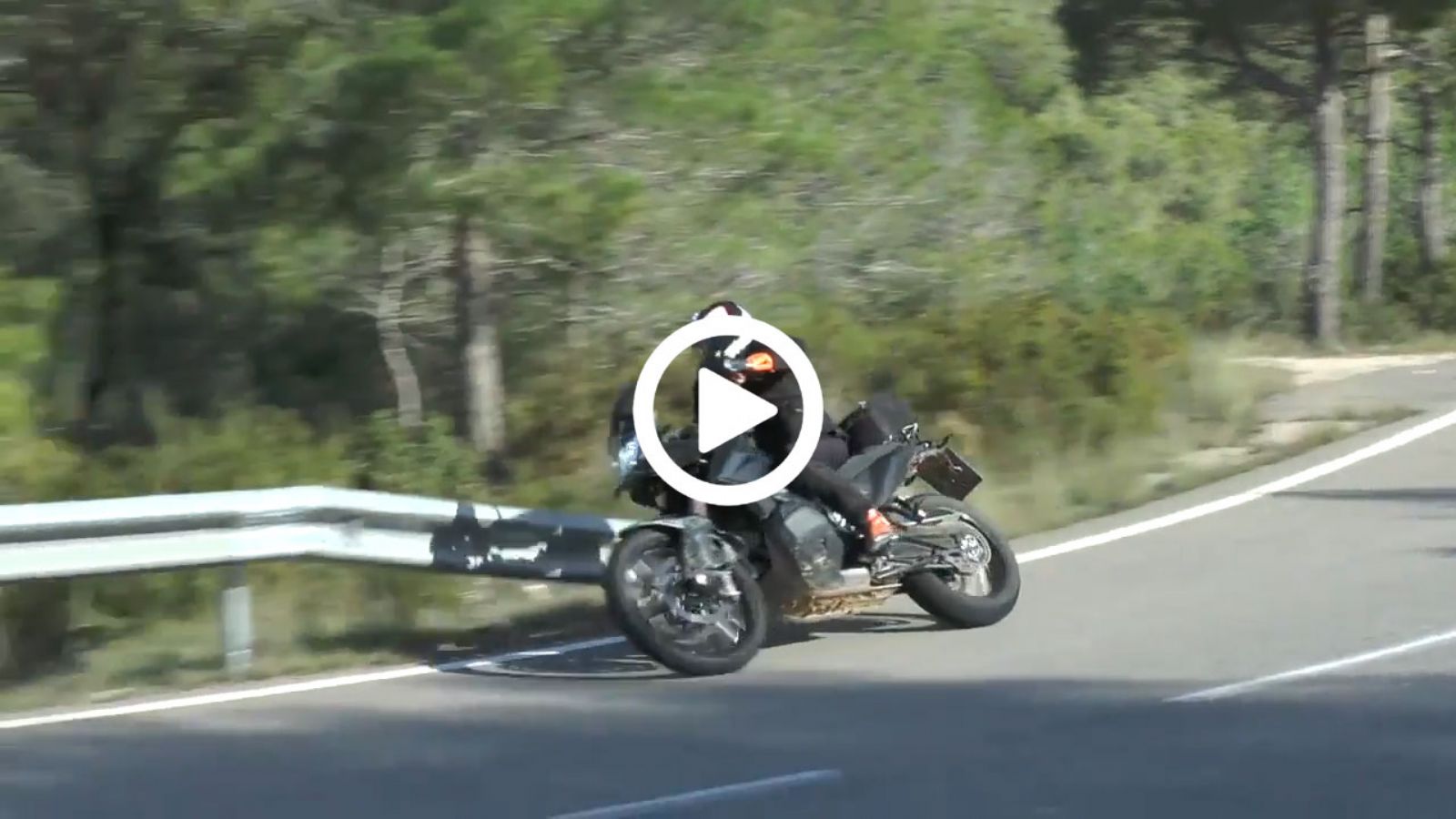 To νέο KTM 790 Adventure εν δράση