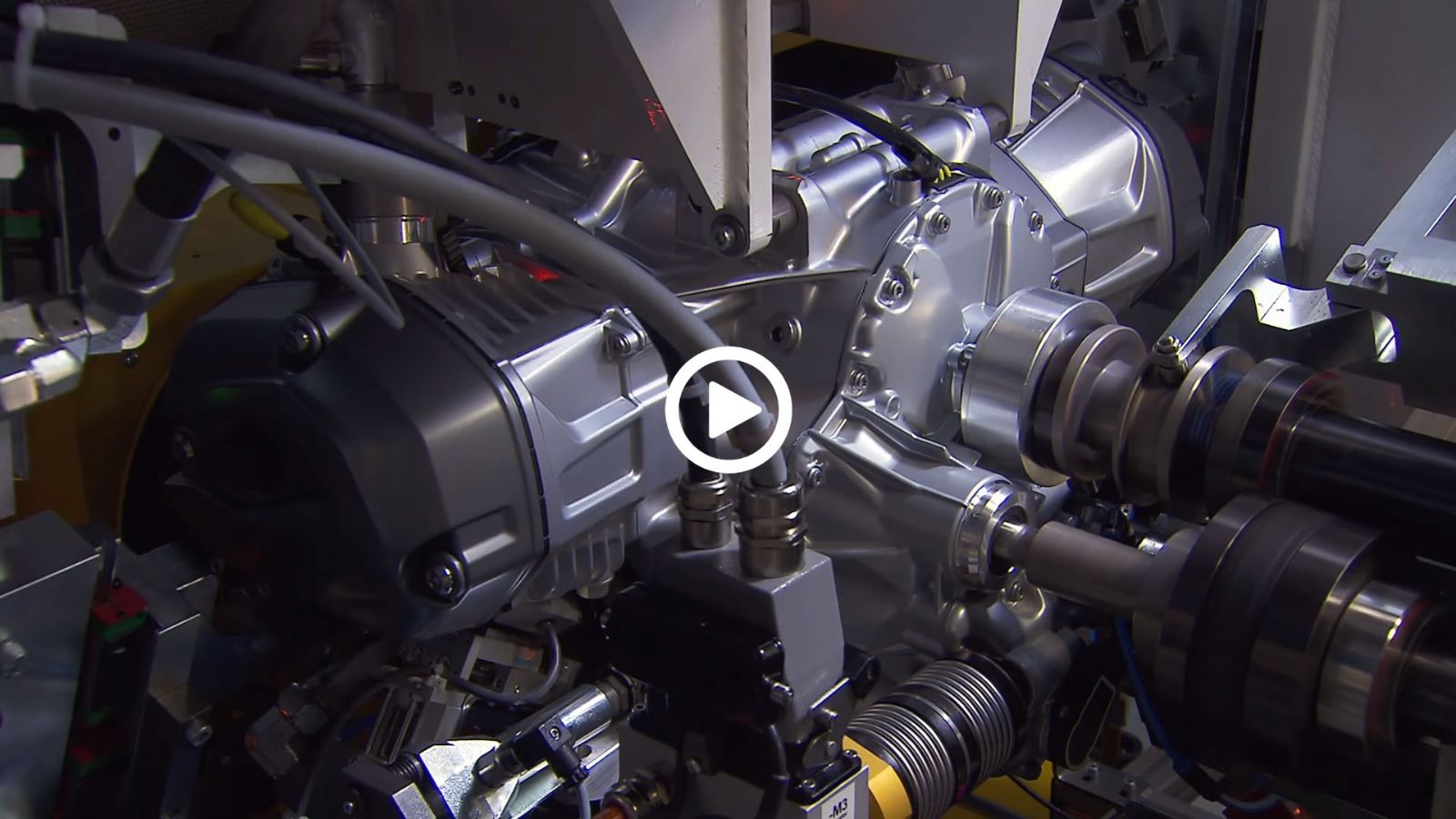 Πως φτιάχνεται ένας boxer κινητήρας;