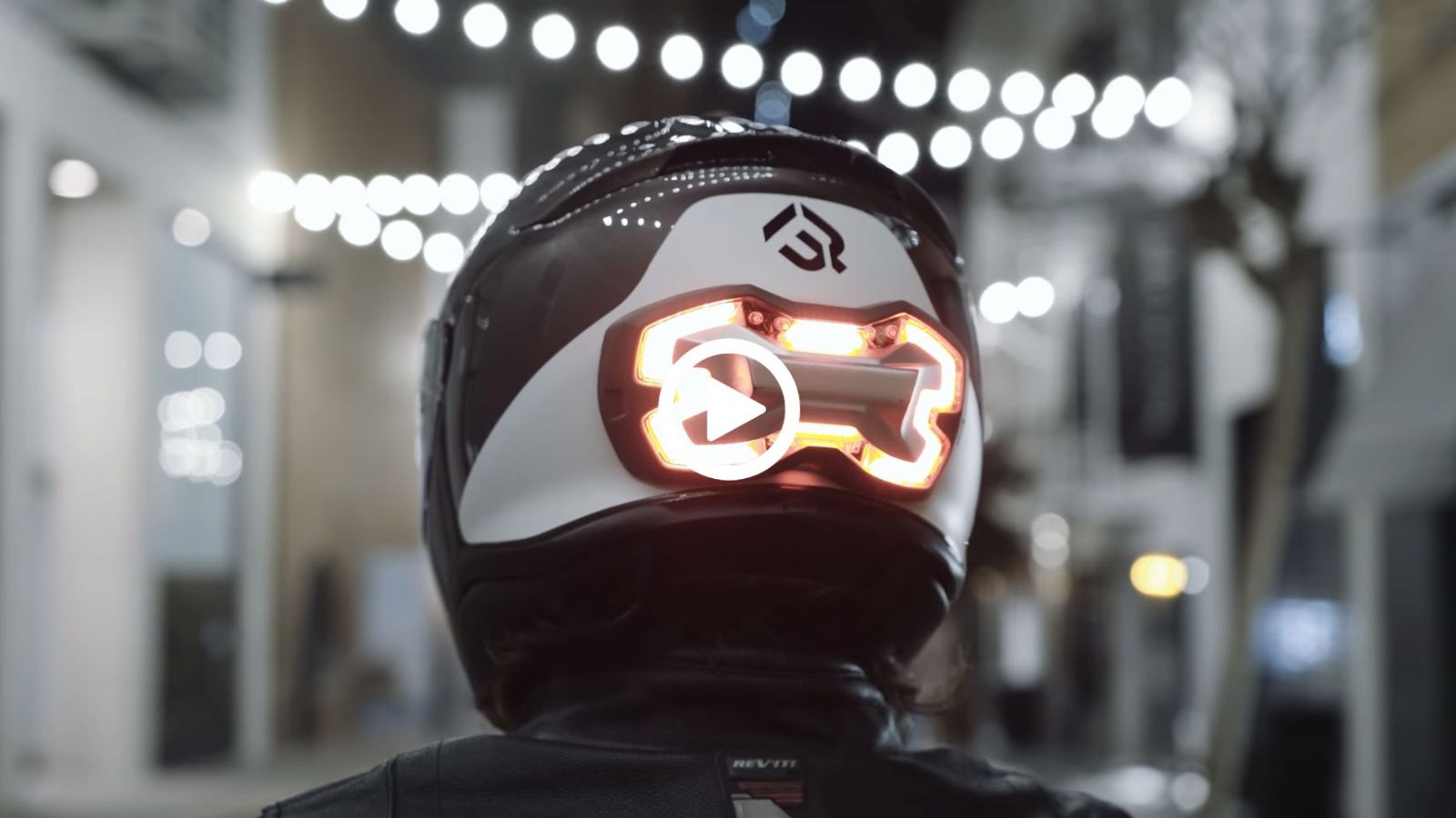 LED φώς στο κράνος