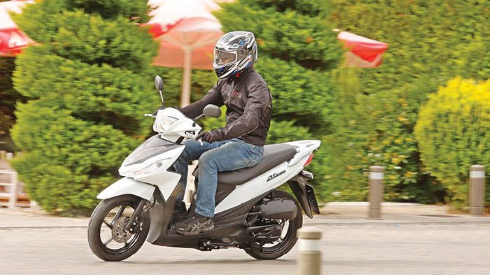 Μικρό και ευέλικτο, το Address είναι διαθέσιμο στην ελληνική αγορά.