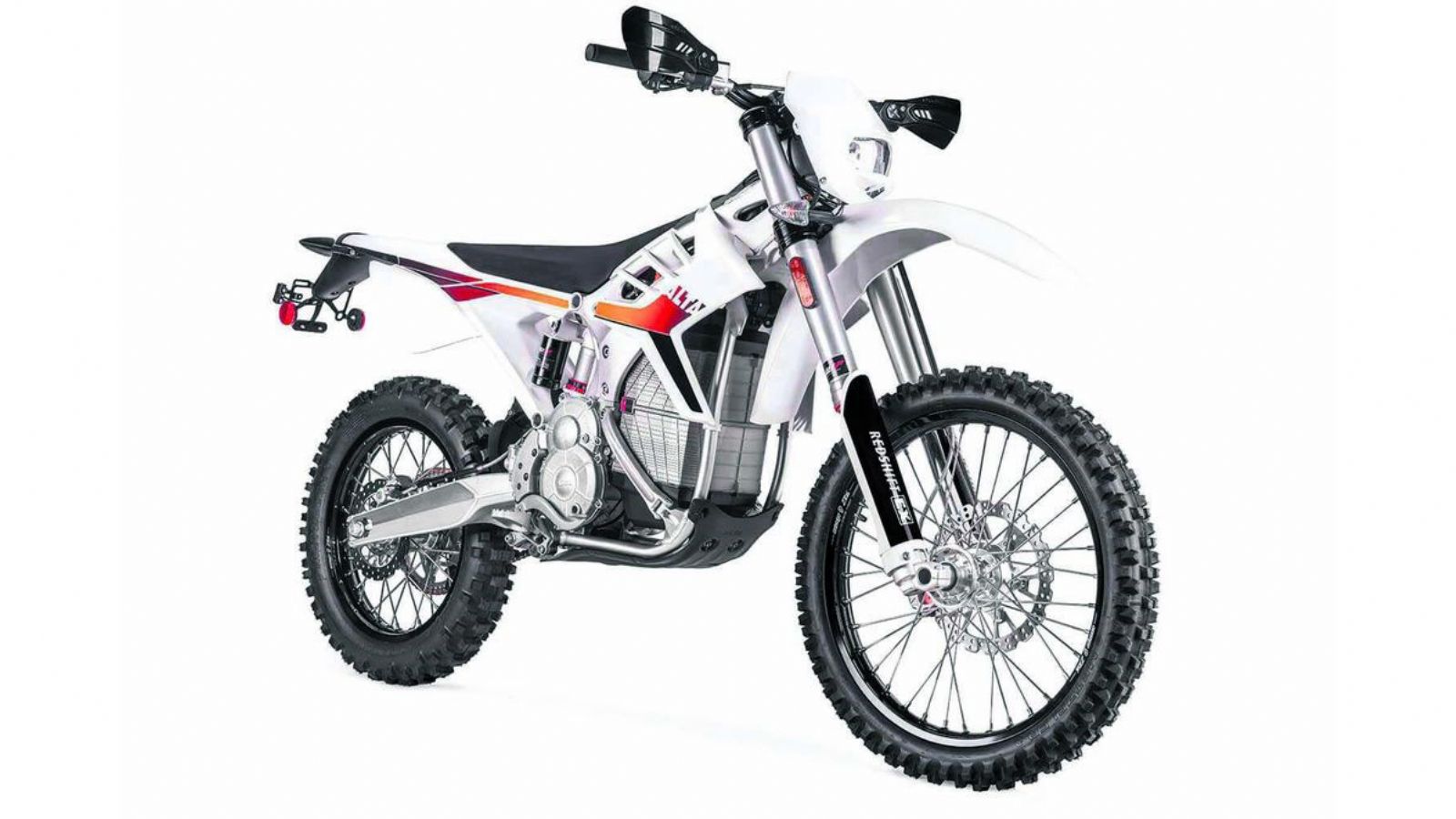 Ο ηλεκτροκινητήρας αποδίδει 40 ίππους και 16,6 κιλά ροπής.