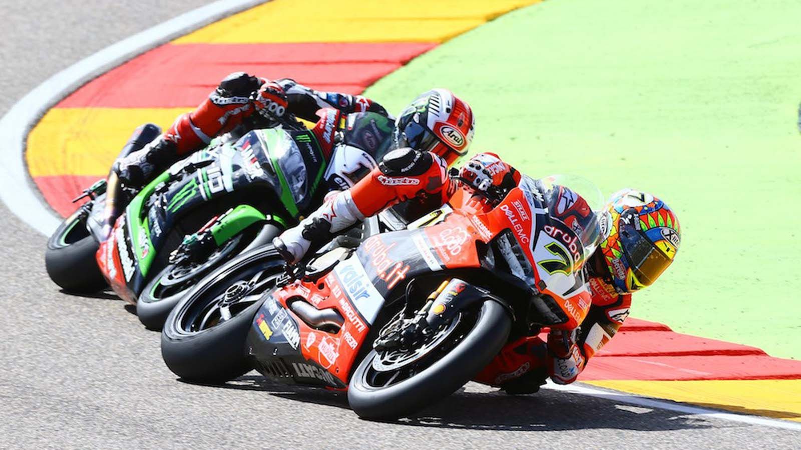 Μάχες στήθος με στήθος όλο το Σαββατοκύριακο για Rea και Davies 