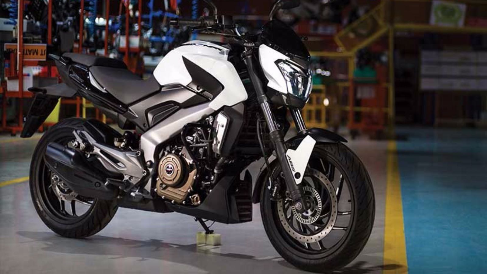 Το Dominar έρχεται να προστεθεί στη γκάμα της Bajaj